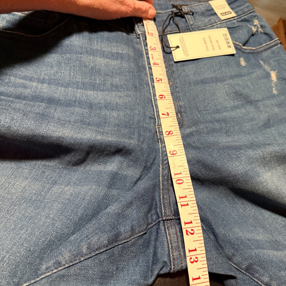 Judy Blue Boyfriend Jeans Size 14W NWT Button Fly Distressed High Waist JB88526 - Picture 3 of 10